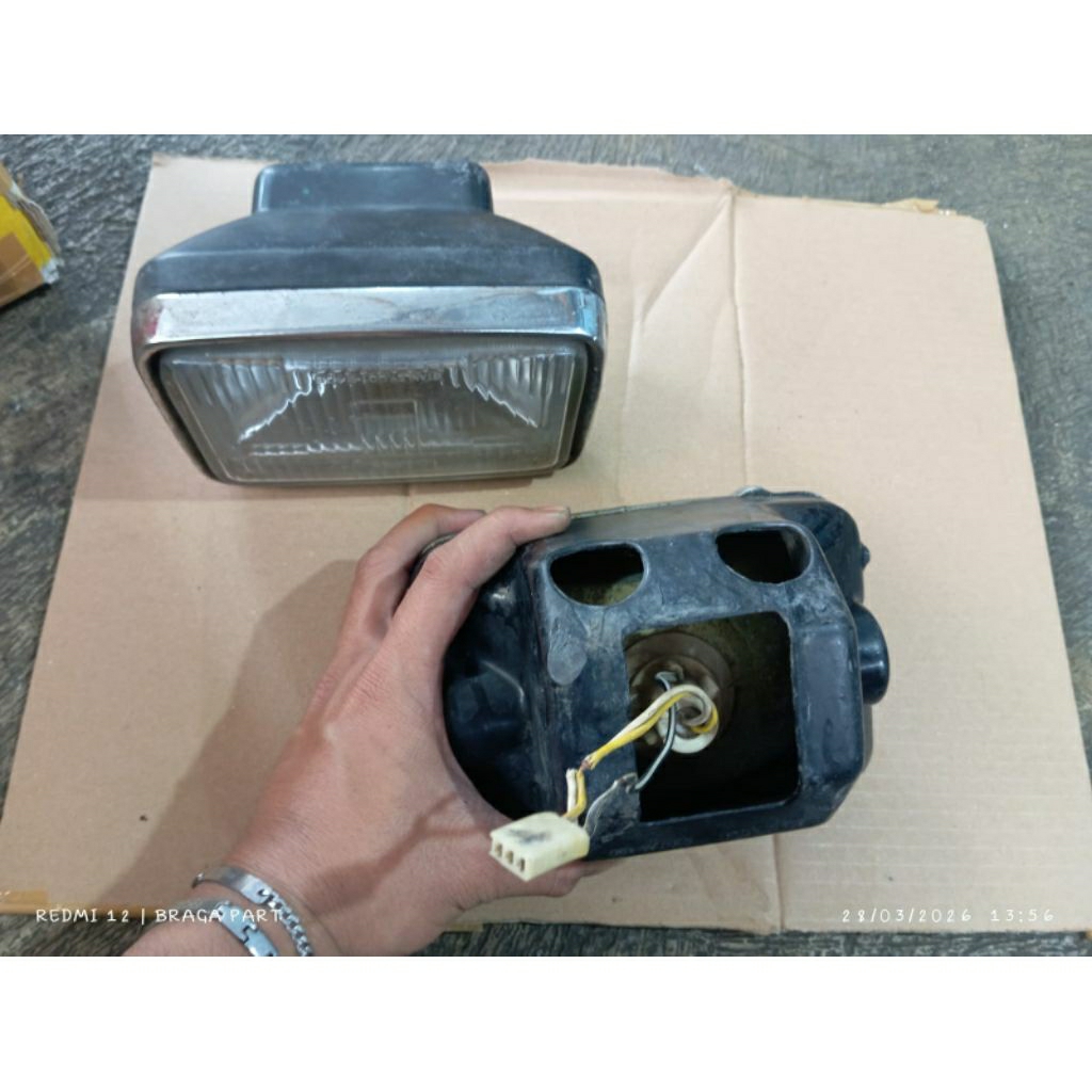 lampu depan suzuki ts125 suzuki trs original copotan motor
