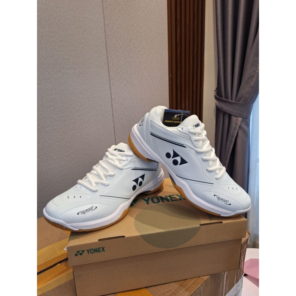 Yonex SHB65 Z4 White