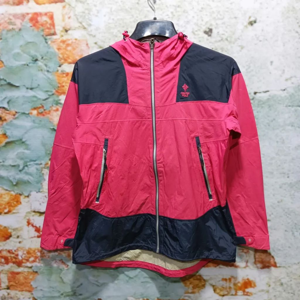 jaket outdoor CENTER POLE size L casual bagus