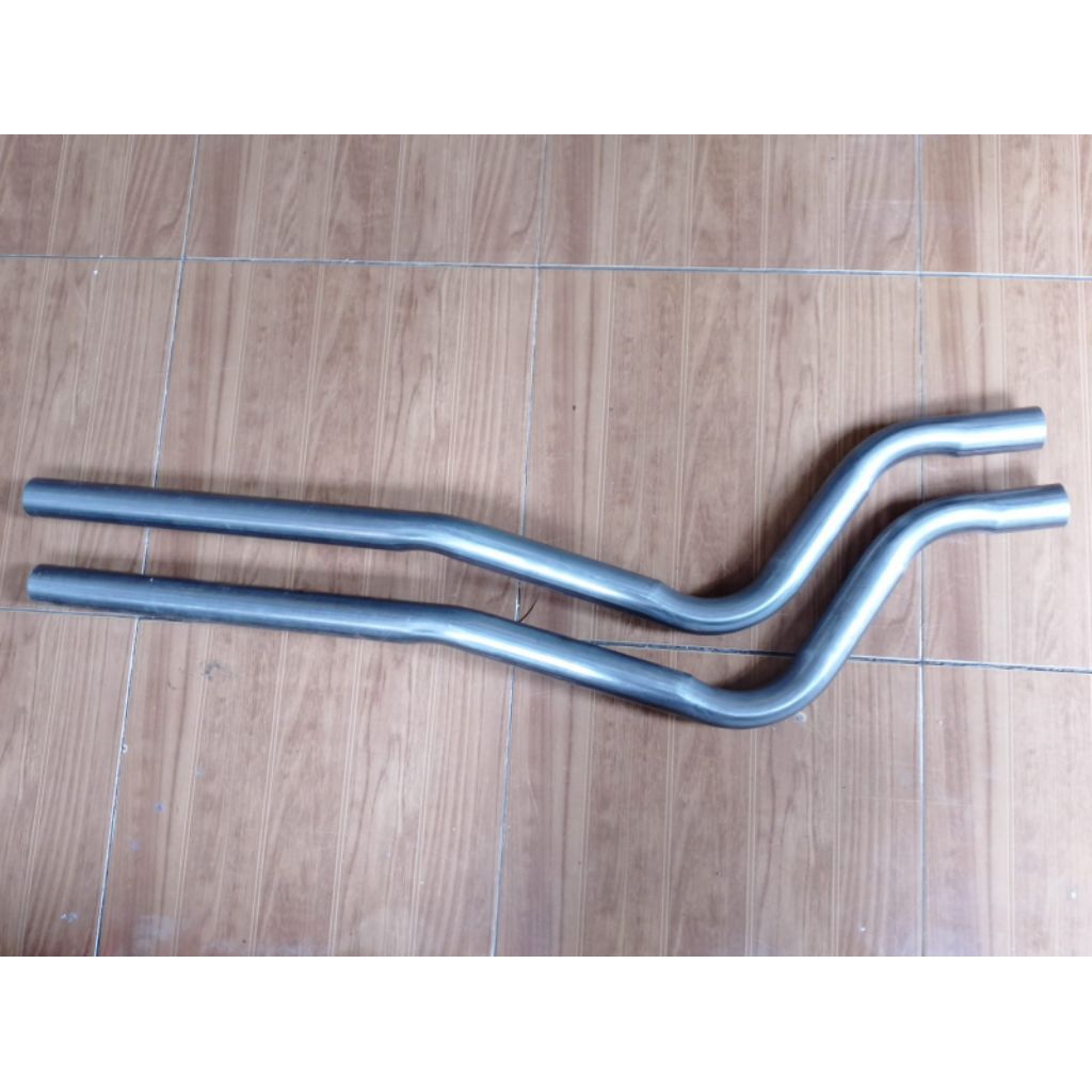 pipa bolton bagian belakang mobil t120ss picup