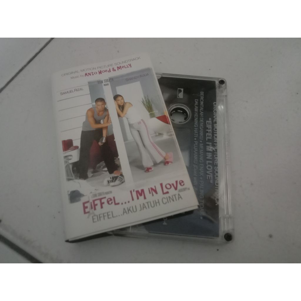 Kaset Pita OST Eiffel I'm In Love