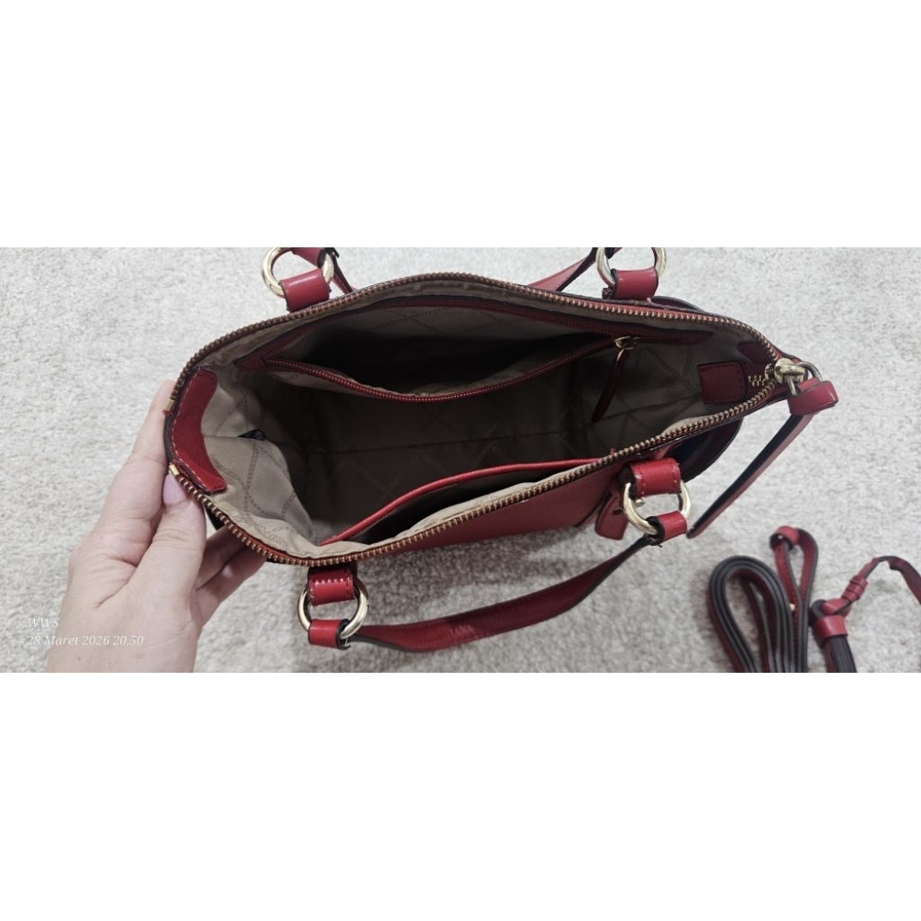 Tas Merah MK asli dengan Buku MK & Struk Pembelian