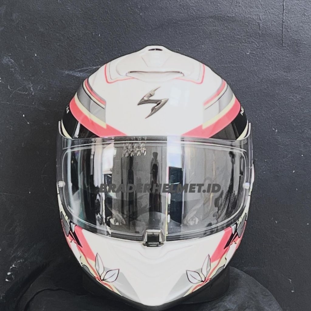 Helm Scorpion exo 1400