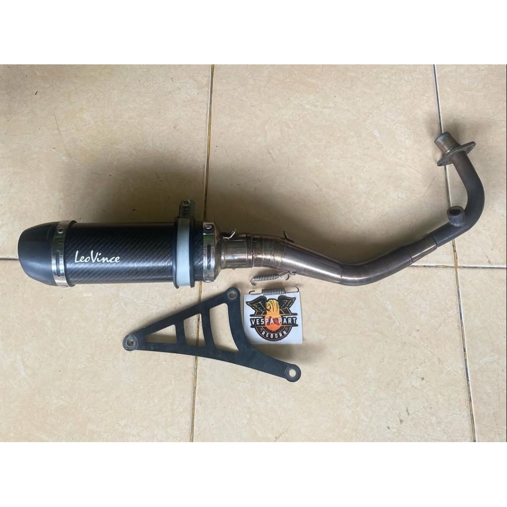 Knalpot Leo Vince GP Corsa Carbon Evo Vespa