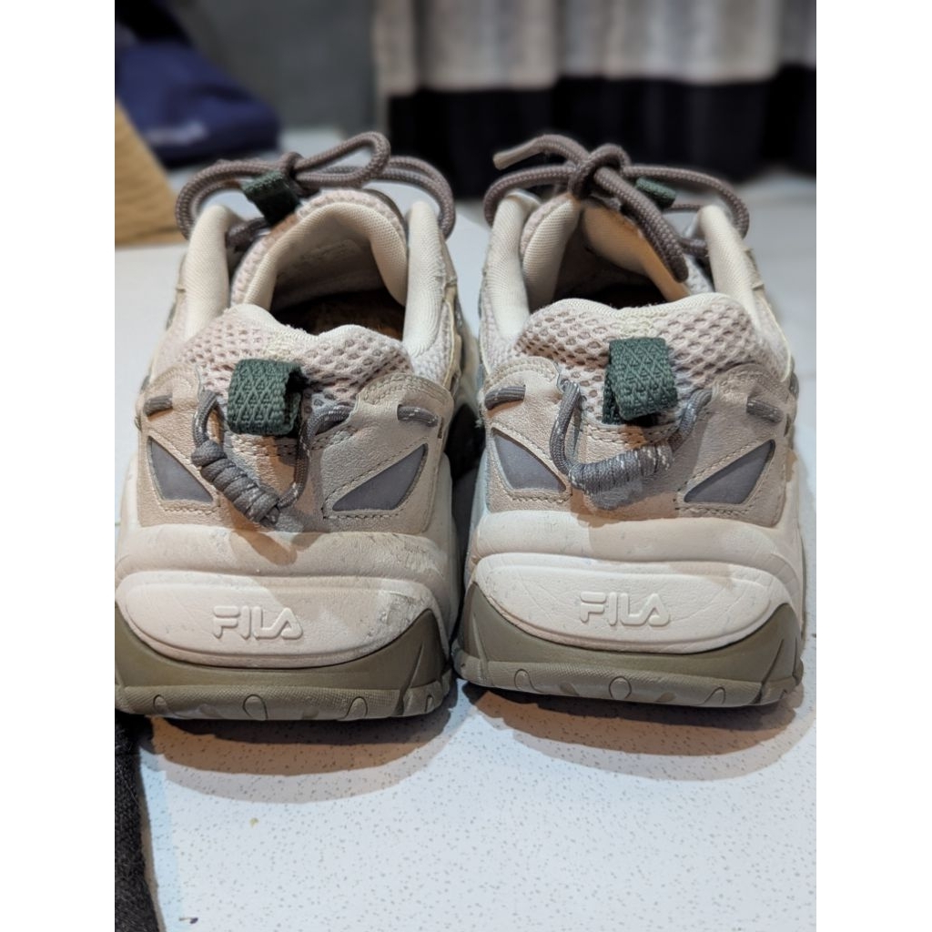 sepatu casual, running pria merk FILA