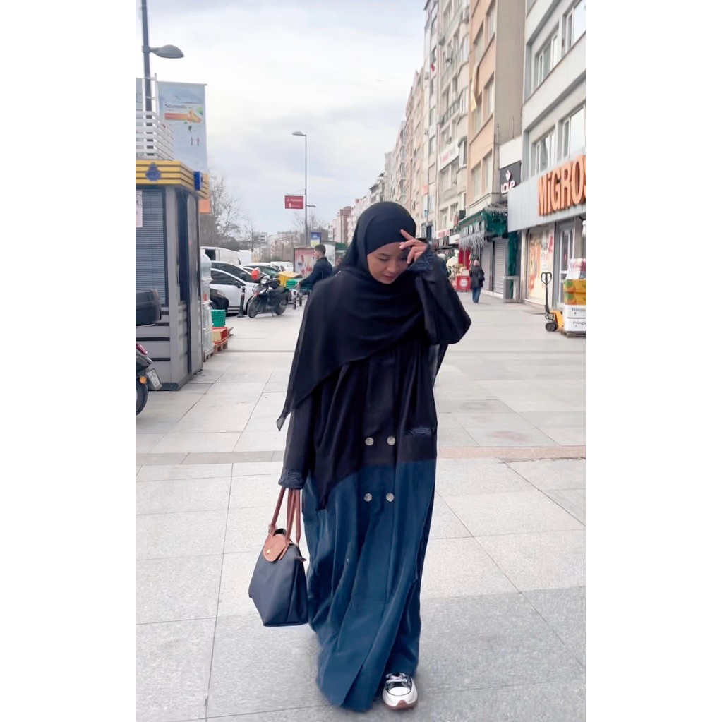 Preloved Aafiya Habibah Abaya