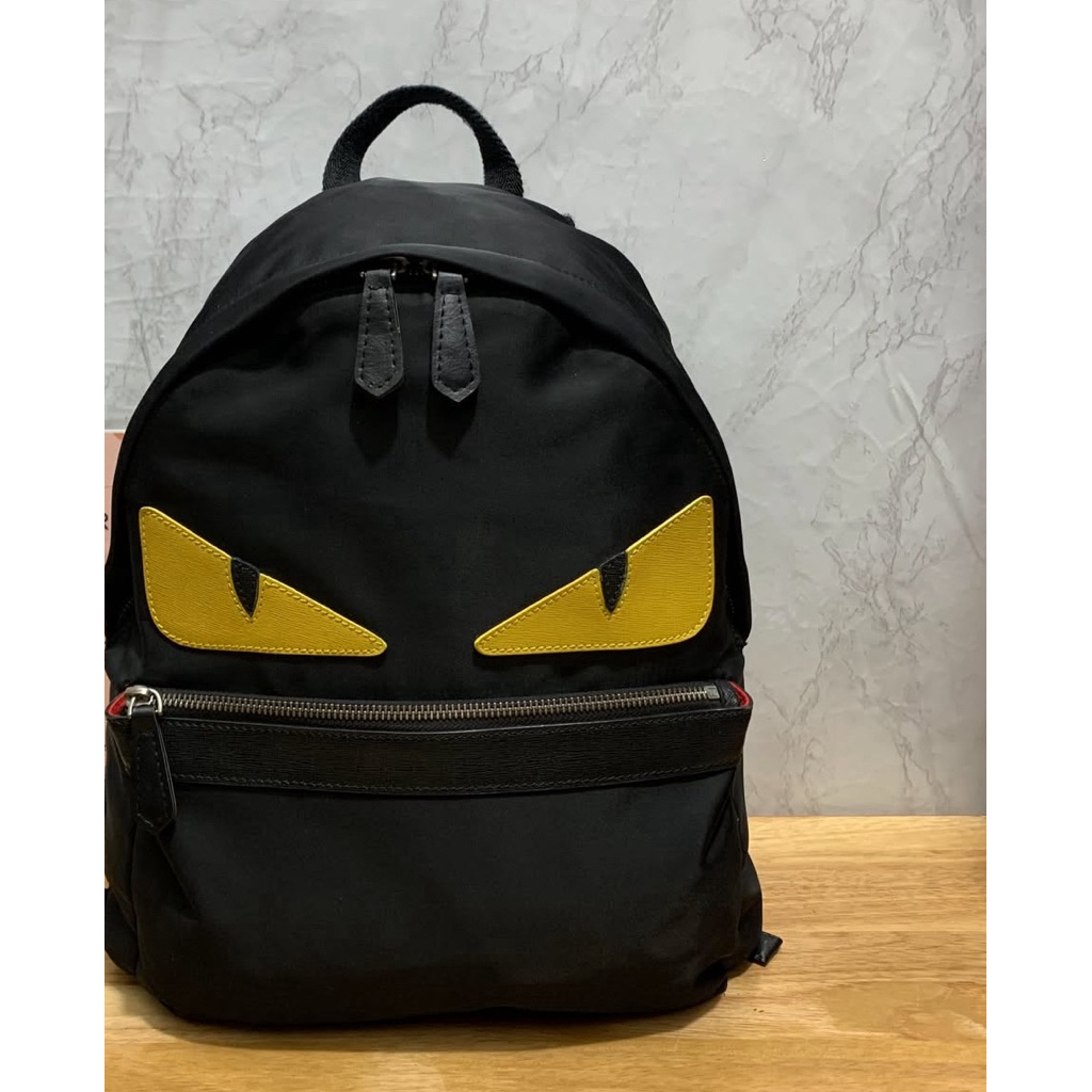 preloved ransel / Backpack fendoii nilon lengkap taq dan seri