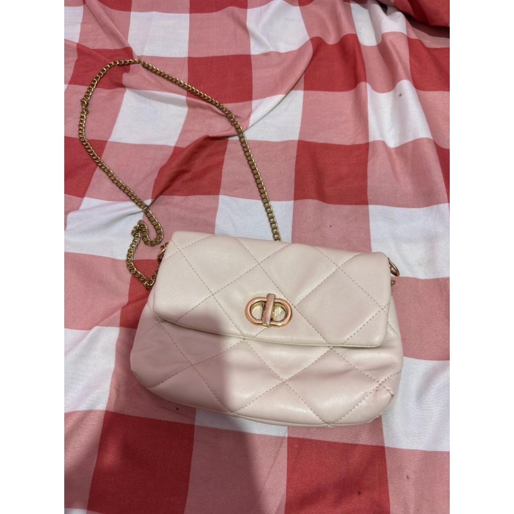 PRELOVED MINISO BAG / SLINGBAG / TAS MINISO