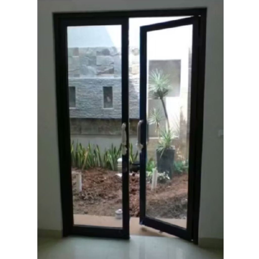 pintu aluminium dua daun,ukuran T200xL150,kusen 3 in,kaca 5 mm,full set