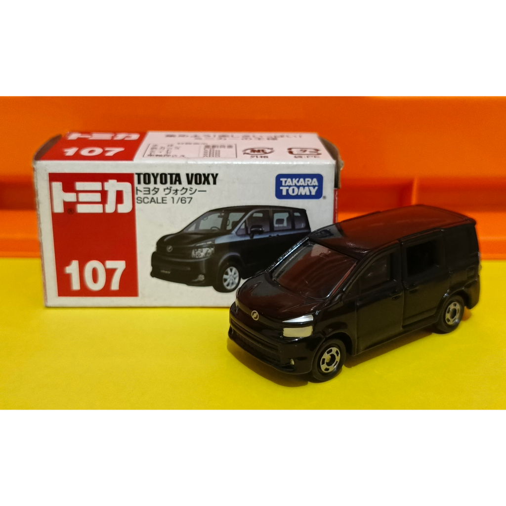 Tomica Takara Tomy 107 Toyota Voxy