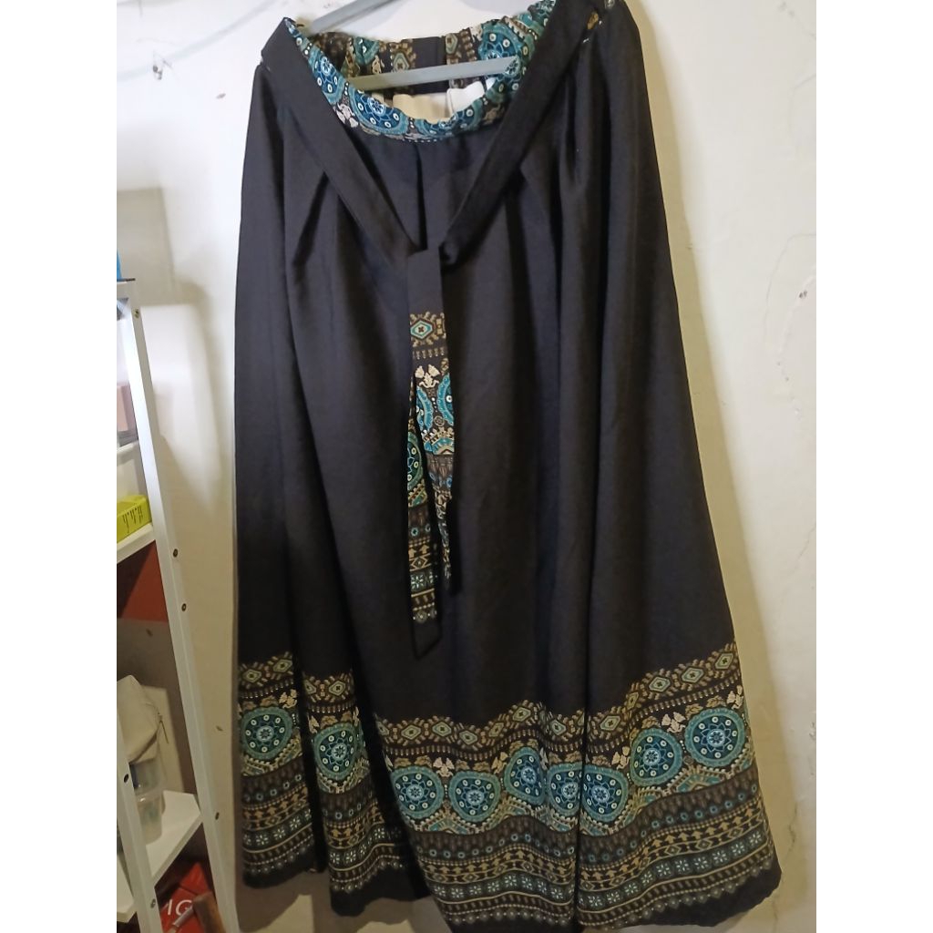 [Preloved] Rok Panjang Hitam