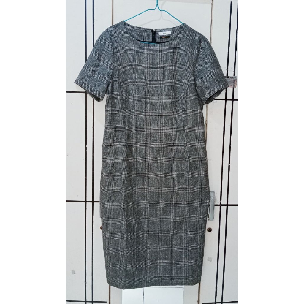 Preloved Dress Tartan Wanita