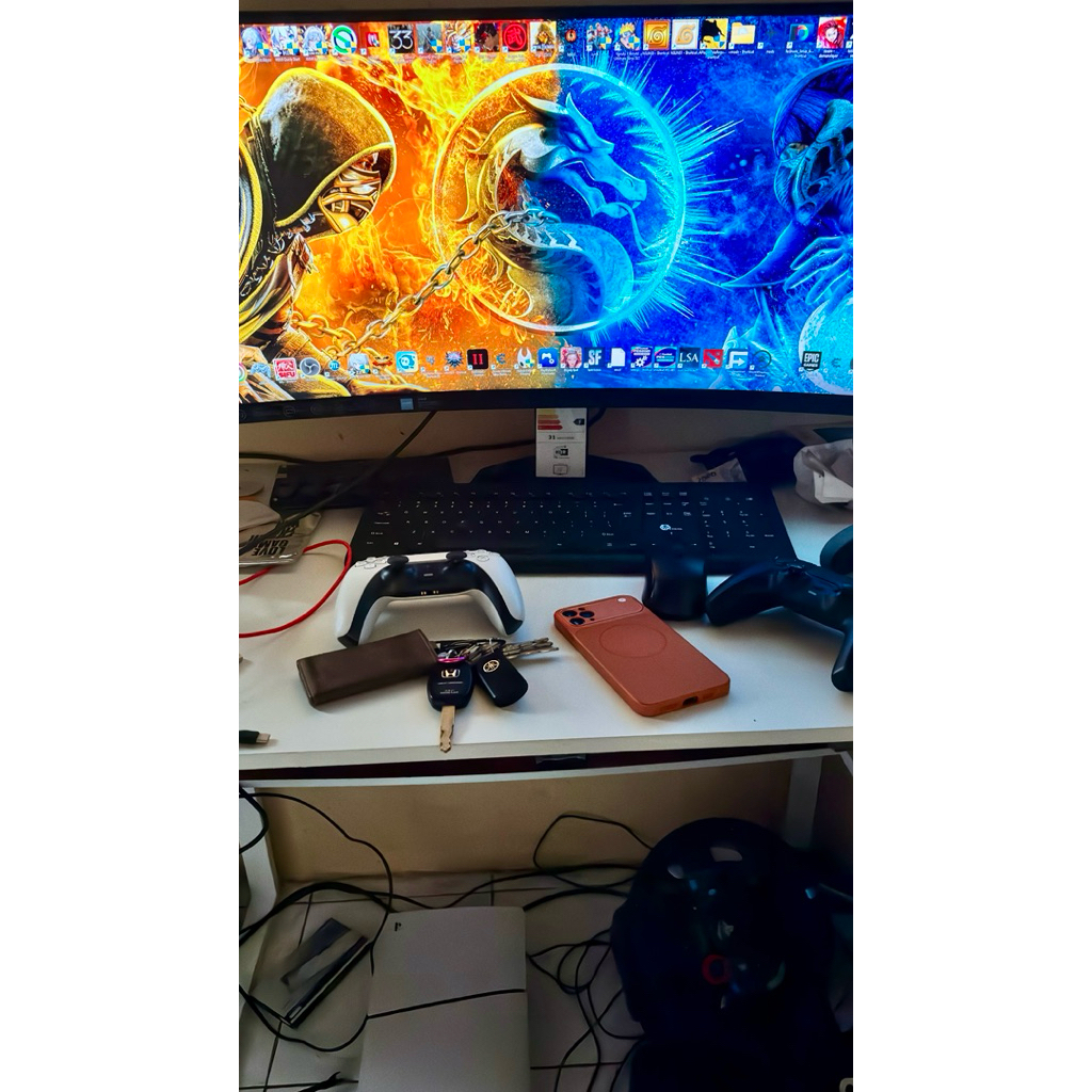 pc gaming like new mulus ryzen 5 5600X 32GB + monitor Lenovo g34w-g30 ultrawide 2K with G-sync techn