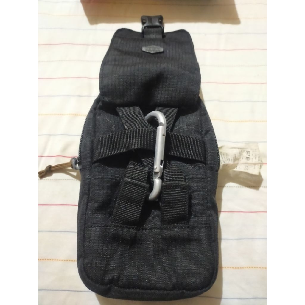 EIGER Comerade Tas Pinggang Pouch HP & Carrabiner