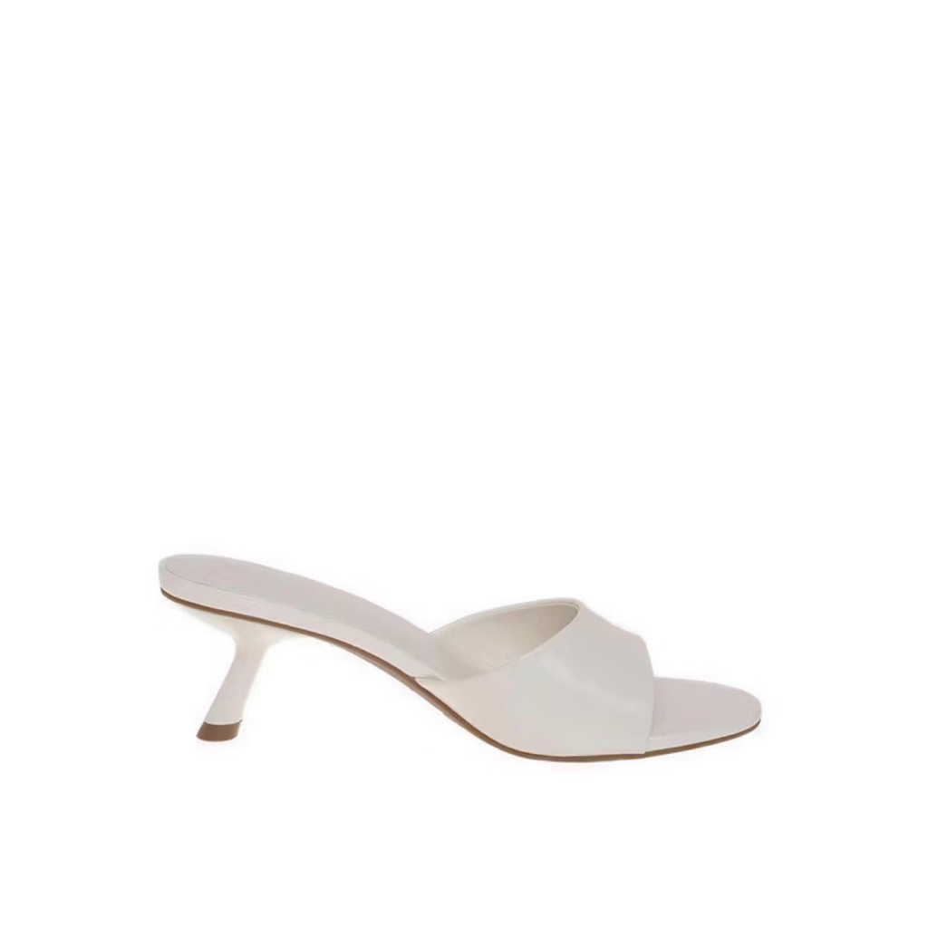 fioni kitten heels