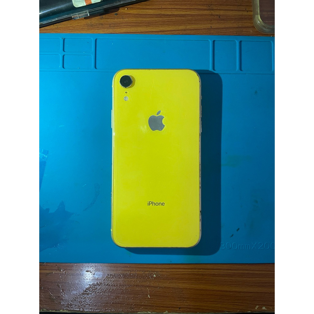 Apple iPhone XR 128GB Colour Yellow Mati Total
