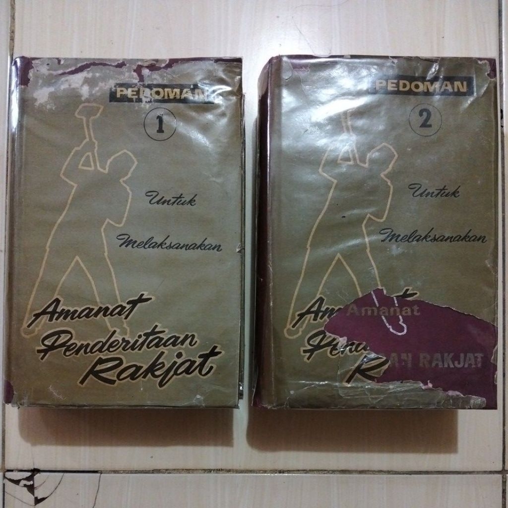 2 BUKU PEDOMAN UNTUK MELAKSANAKAN AMANAT PENDERITAAN RAKJAT - DJILID I & II - DISUSUN OLEH MAJ. MOCH