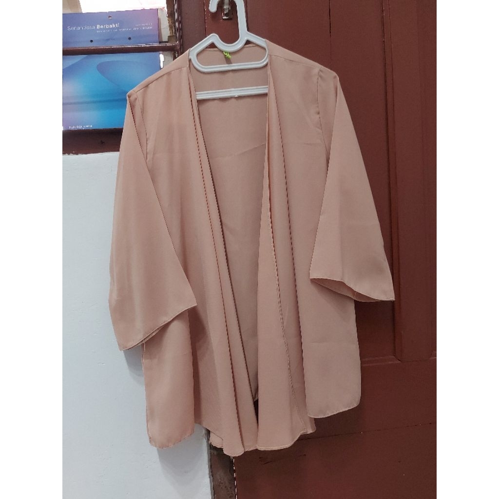 Preloved Cardigan Wanita Merk Hproject