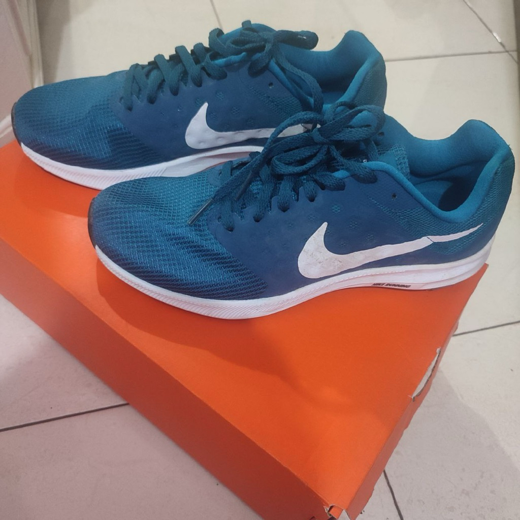 Sepatu Nike Ori