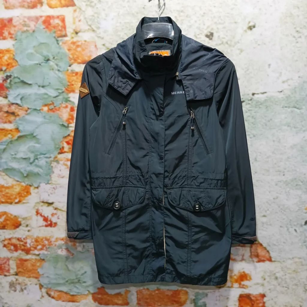 jaket outdoor wanita MERREL long tebal size S casual bagus murah