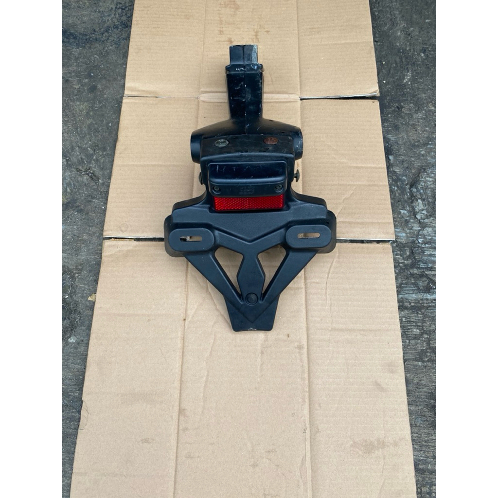 Spakbord slebor belakang minerva mx150 R150VX original copotan