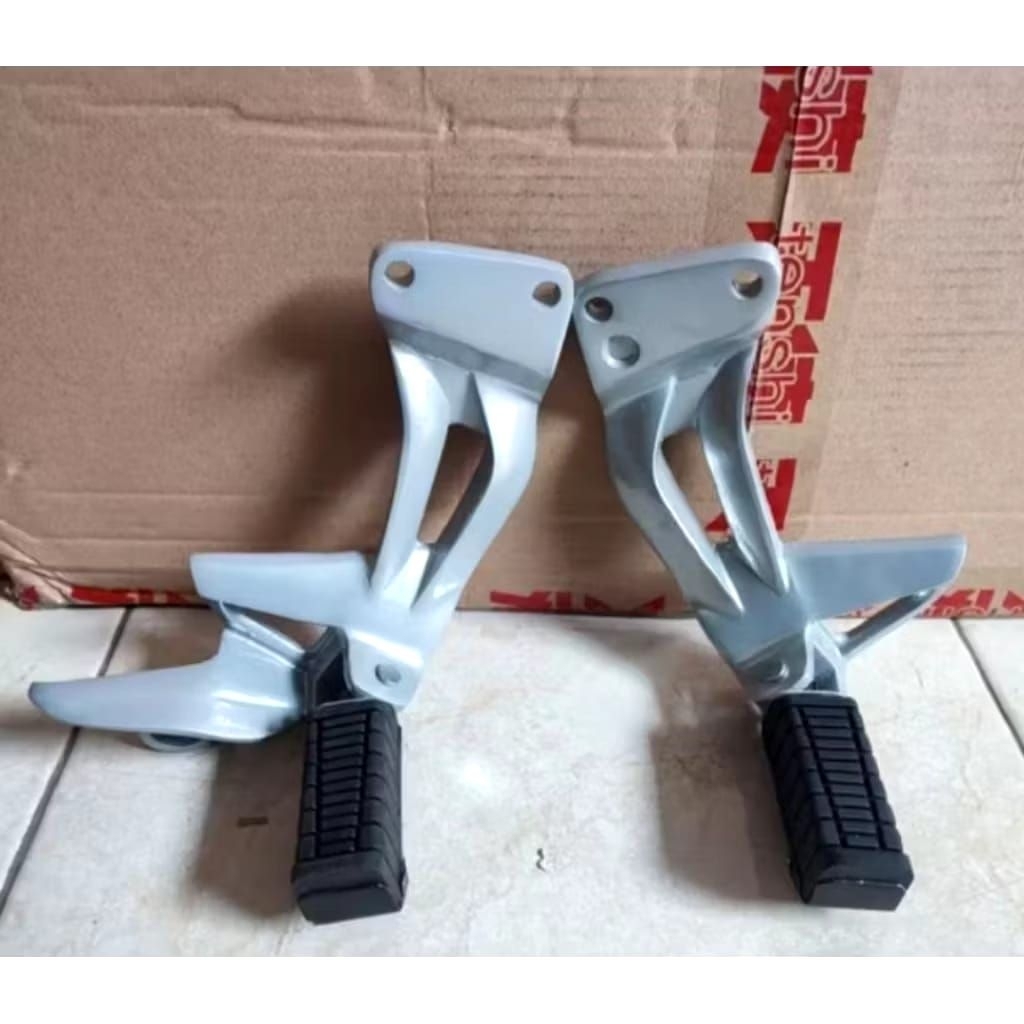 Footstep postep dudukan step Jupiter z new  1 set kanan kiri SJN Motor Variasi