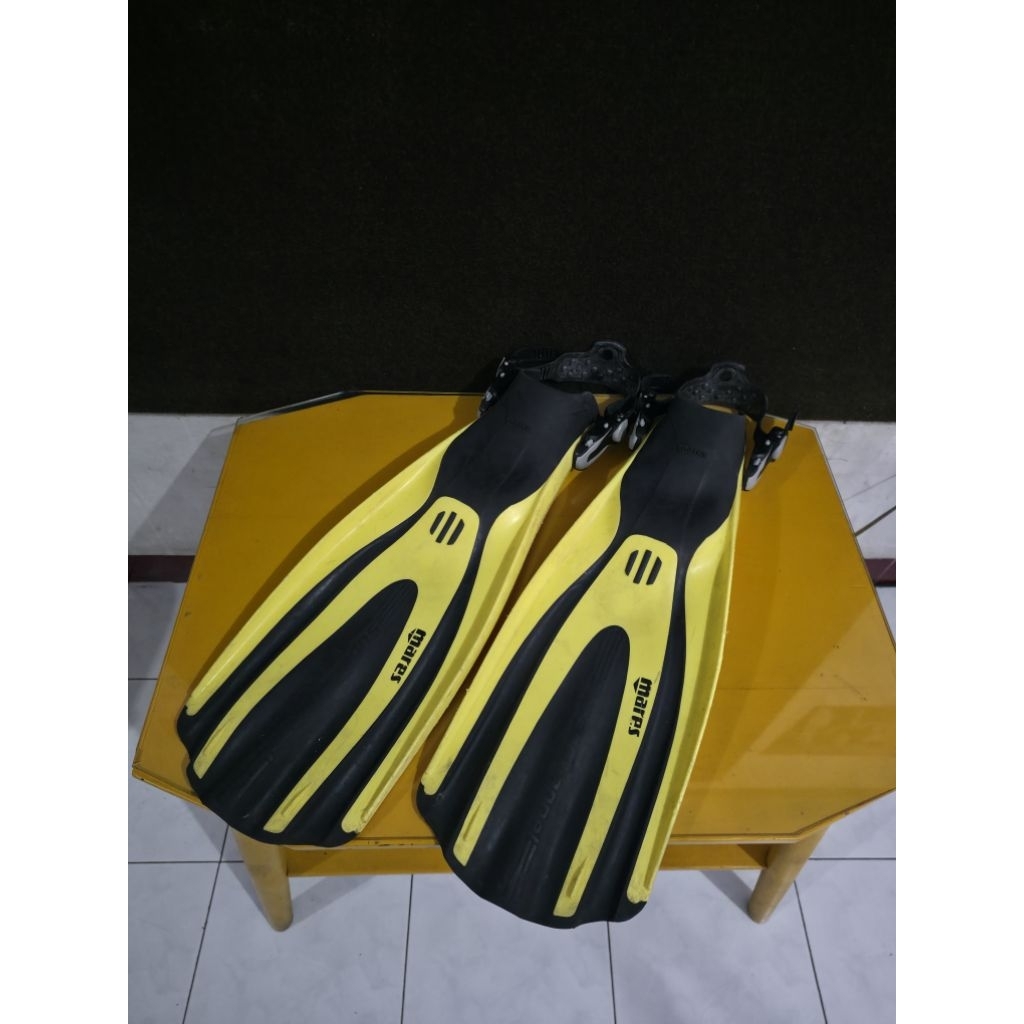 Fins Mares superchannel size reguler scuba diving selam underwater fin