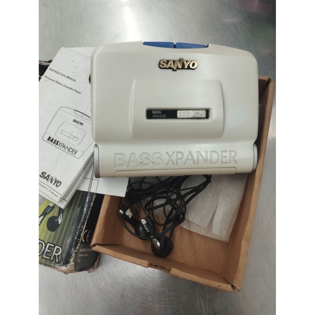 walkman Sanyo bass xpander