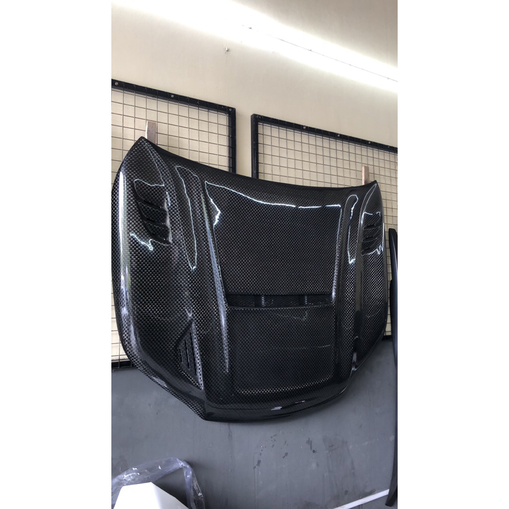 CARBON KAP MESIN FORTUNER