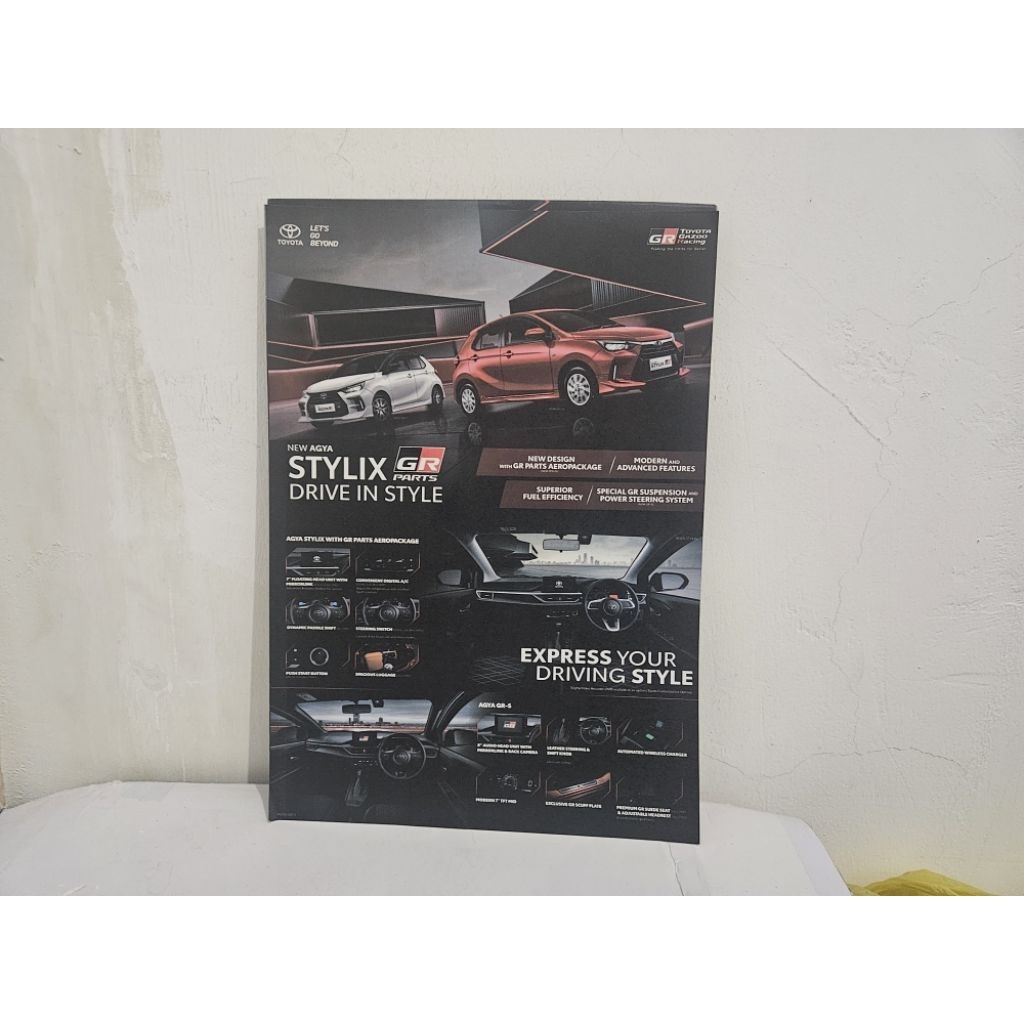brosur katalog mobil toyota agya stylix 2025 flyer