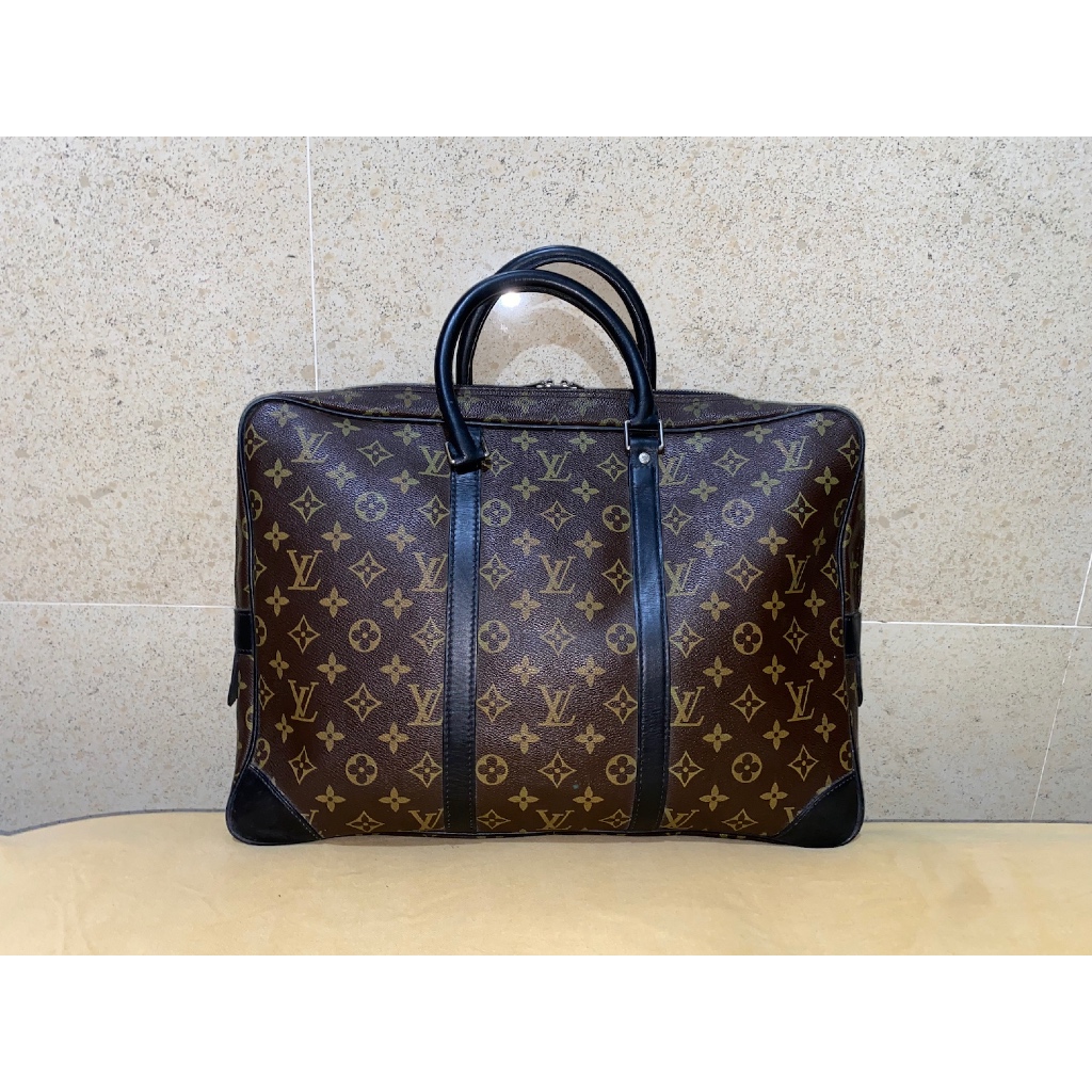 tas briefcase laptop kerja pria cowo brand LV monogram full kulit leather brown black