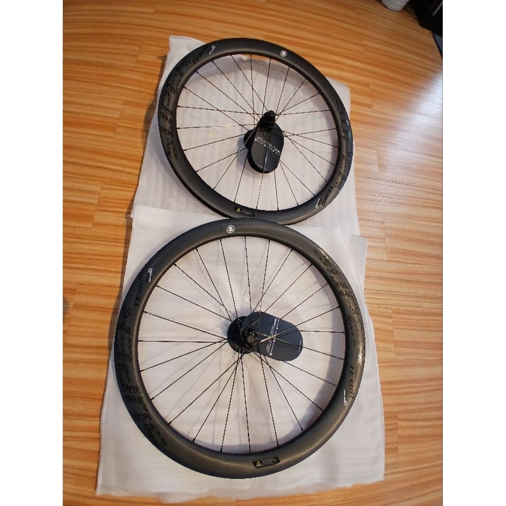 WHEELSET ROADBIKE SUPERTEAM 50MM DISCBRAKE CARBON BARU