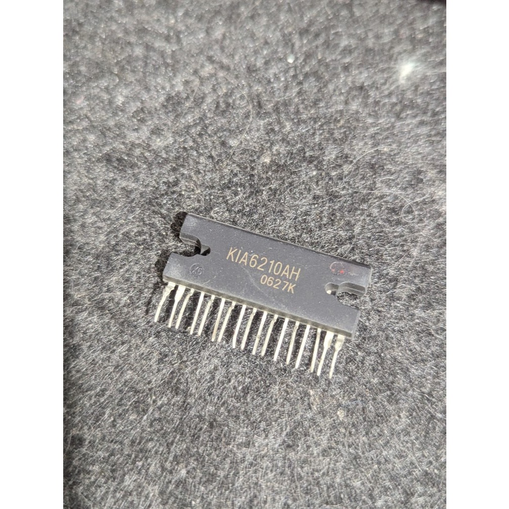 IC KIA 6210 AH