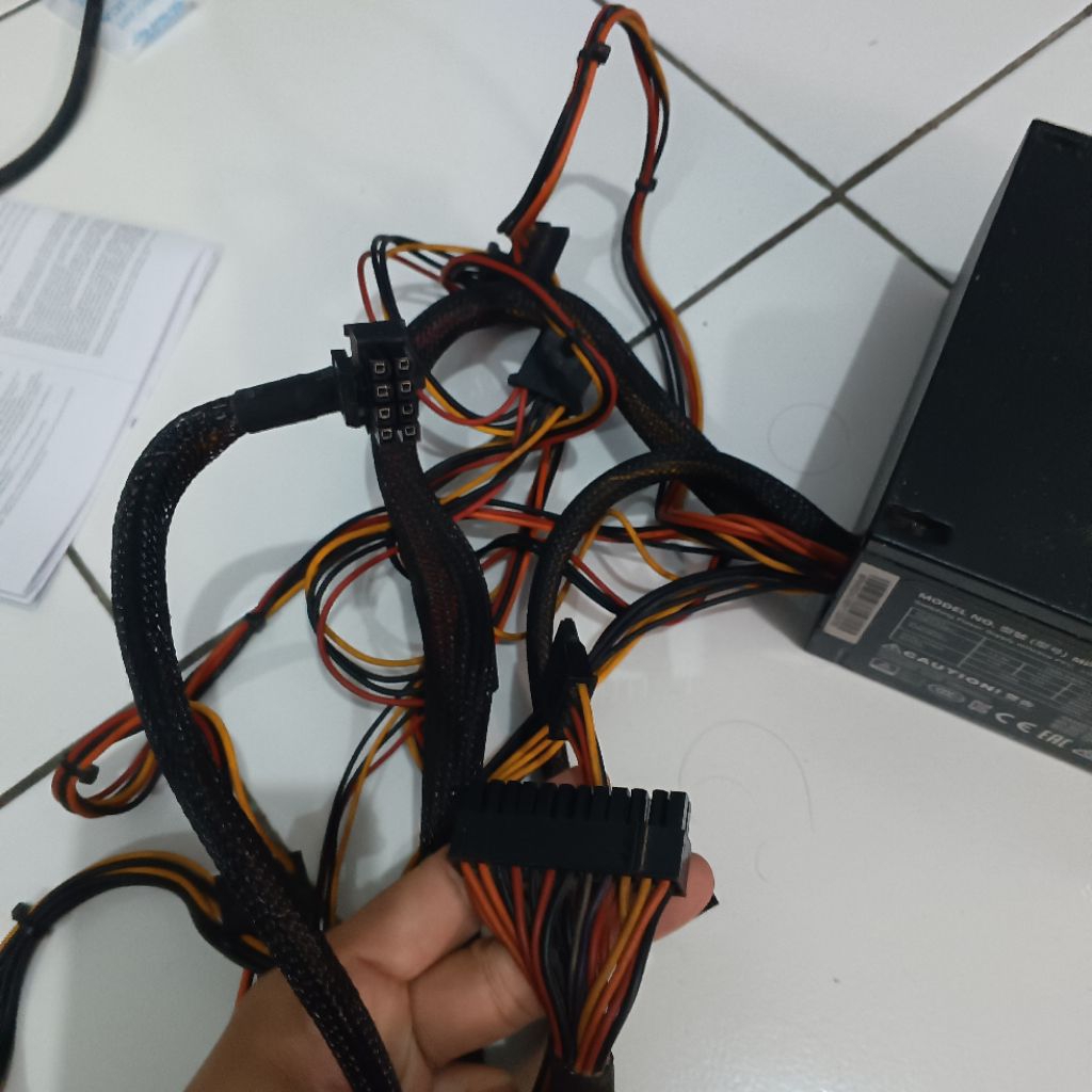 cooler master mwe 450w 80+ bekas minus no box aja