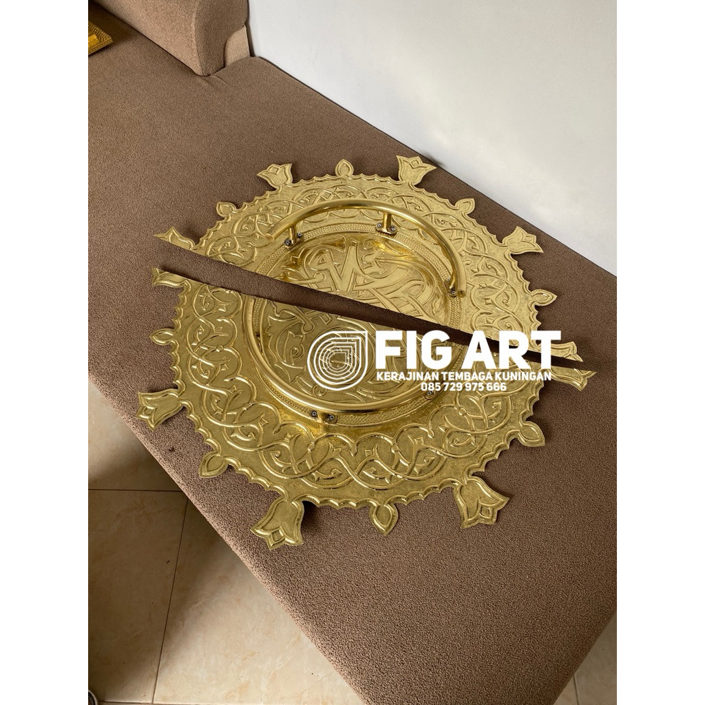 Hiasan Kuningan Pintu Nabawi