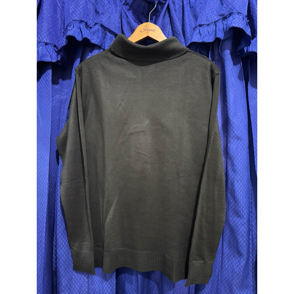 Sweater Rajut Wanita Turtleneck Slim Fit