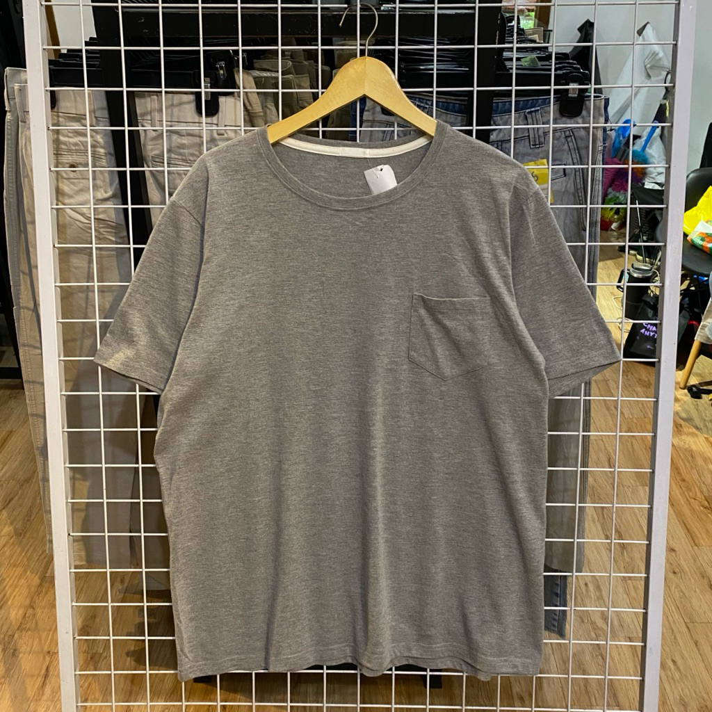 Gu Grey Pocket Tee.