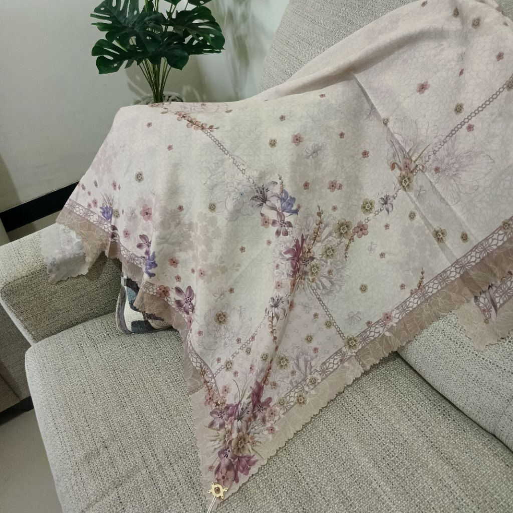 hijabWearingKlamby
