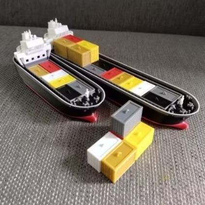 Miniatur Kapal kargo - Bahan Diecast