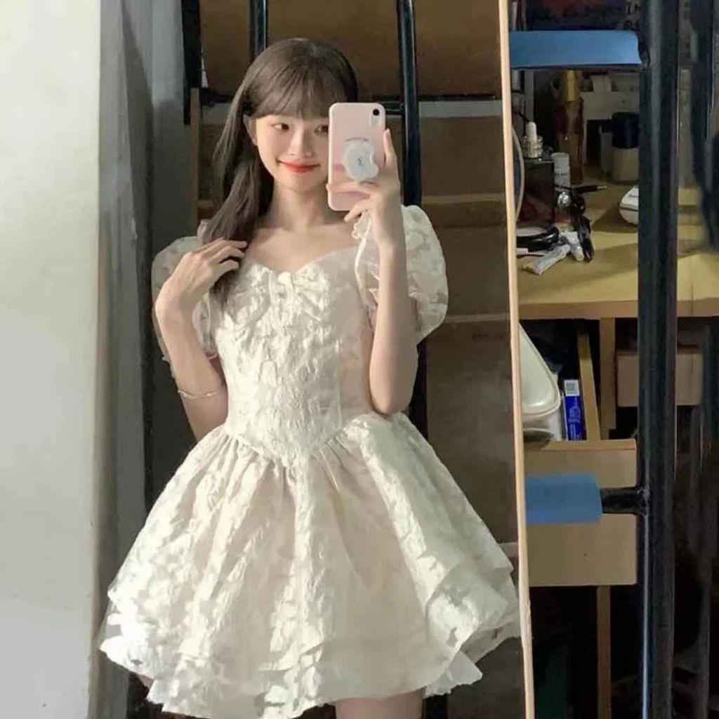 Dress mini premium flowy remaja cream pantai pesta casual