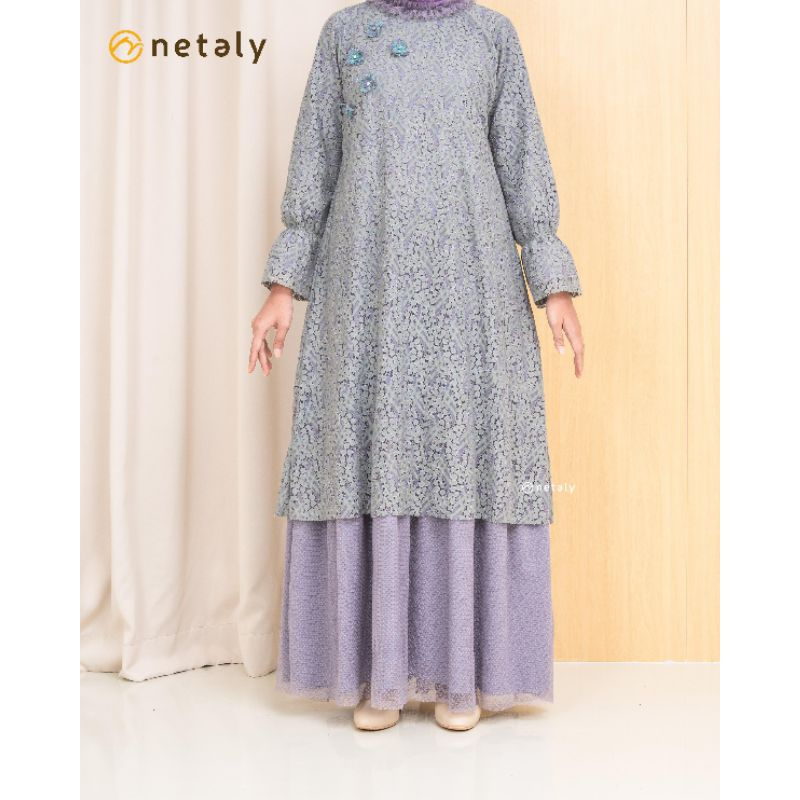Netaly Rahima Dress  Brokat Premium yang dipadukan dengan Tulle dan Aplikasi Embroidery