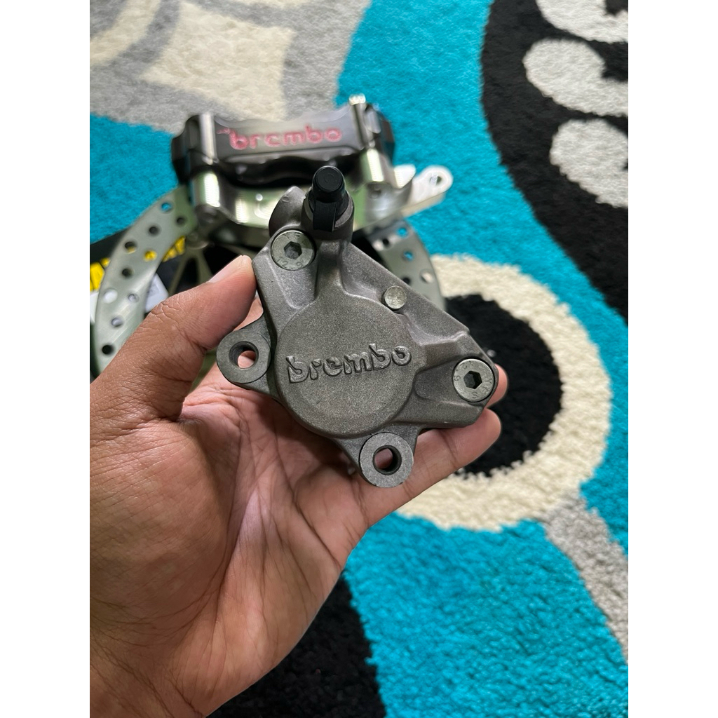 Kaliper brembo 2p rukus grade ori 1:1