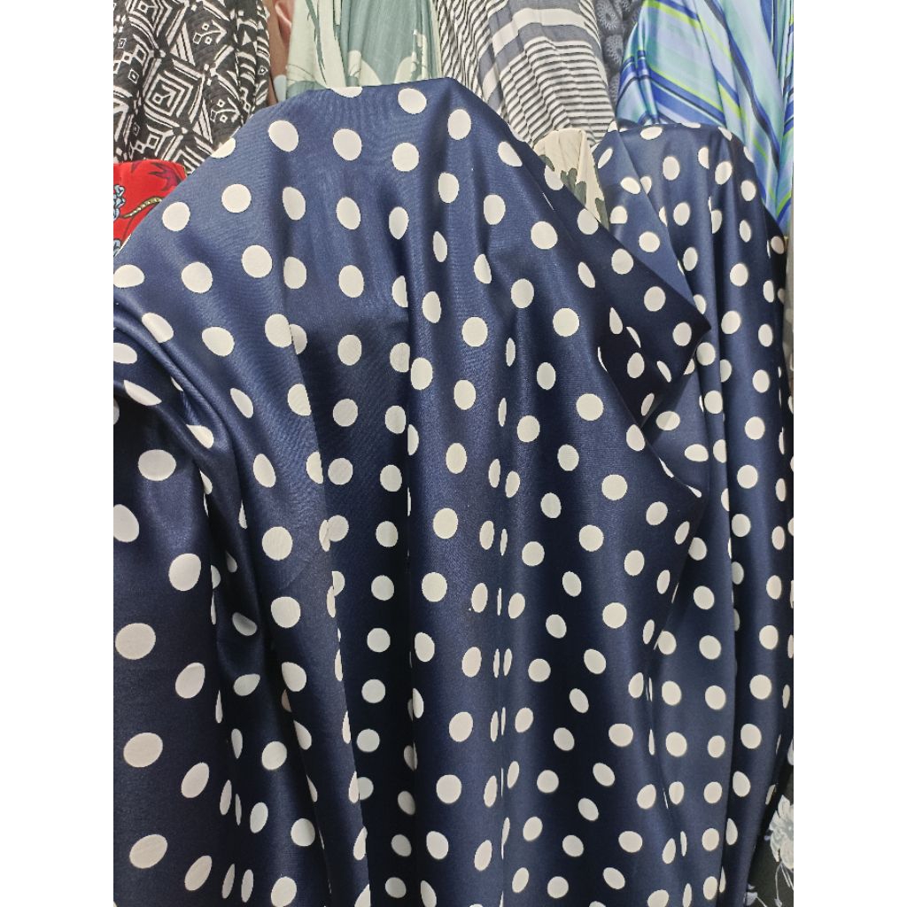 KAIN BAHAN SATIN SILK MOTIF POLKADOT SILK PREMIUM GARMEN ELG