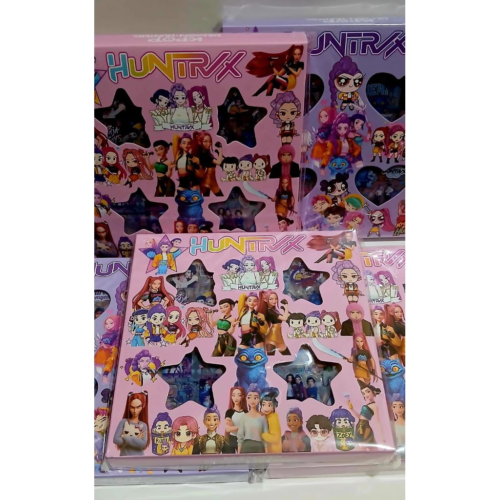 STIKER BOX HUNTRIX 100pcs / Stiker Labubu Kuromi Momo