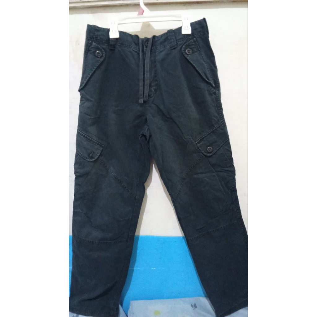 Celana Cargo Nike