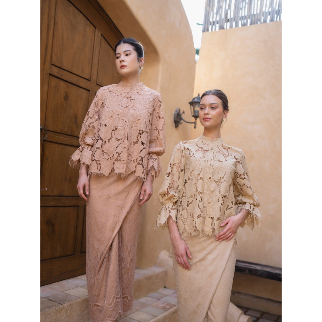 AlmaNaia - Ophelia - Atasan Kebaya Modern Brokat Lace