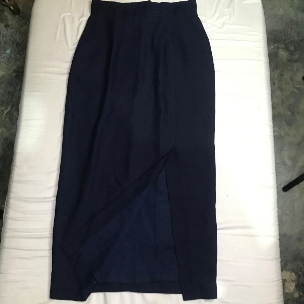 PRELOVED ROK WANITA VINTAGE