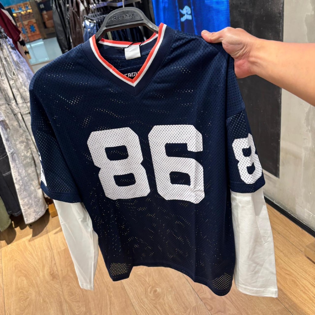 JASTIP. Tshirt Jersey Longsleeve Bershka (MAN)