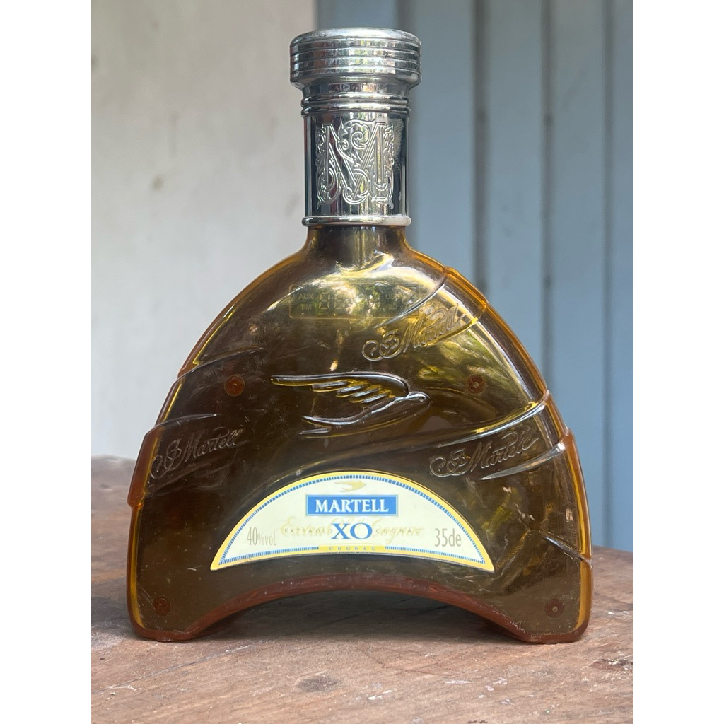 Pemutar Audio, Musik dan Radio Digital Bentuk Botol Unik for Display, Martell