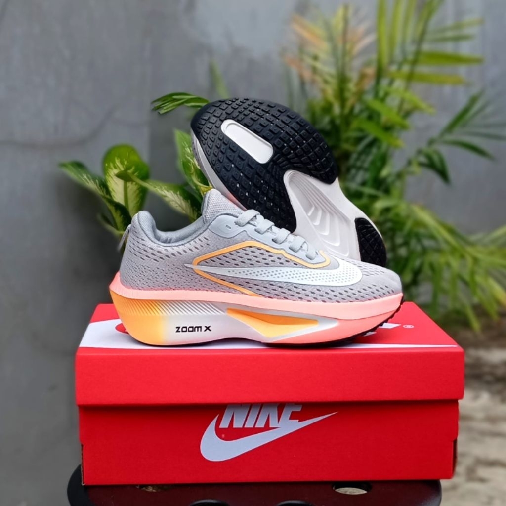 Sepatu olah raga running shoe Nike zoom grade ori